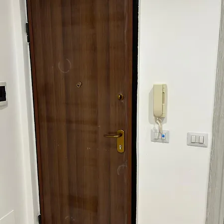 Luxury Near Center Apartment Turin