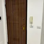 Luxury Near Center 아파트 토리노