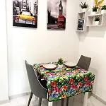 Luxury Near Center 아파트 *